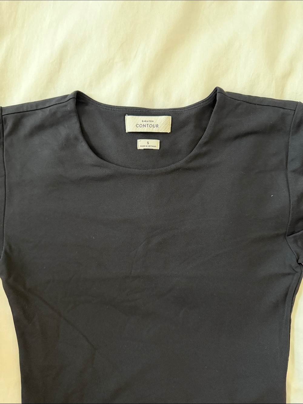 Babaton Black Short-Sleeve Scoop Neck Tee